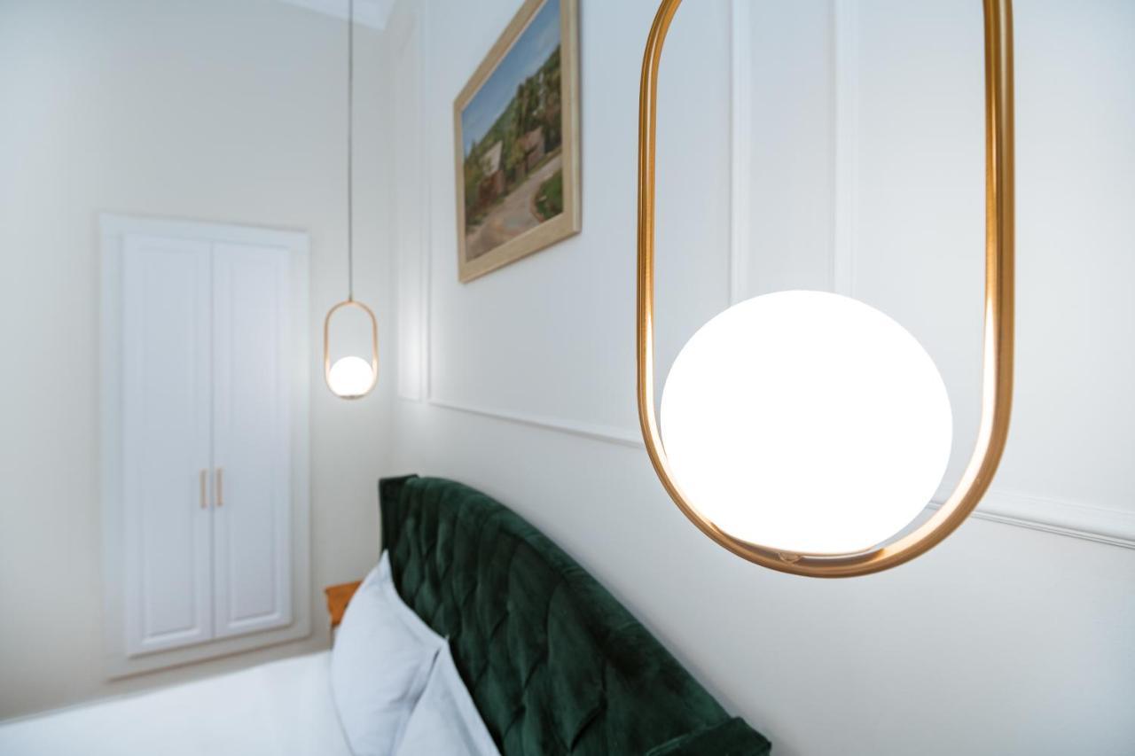 Apartament De Lux Central, P-Ta Matei Corvin Cluj-Napoca Eksteriør bilde